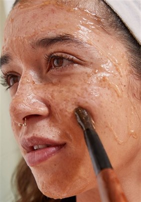 British Rose - Besleyici Ve Nemlendirici Maske
