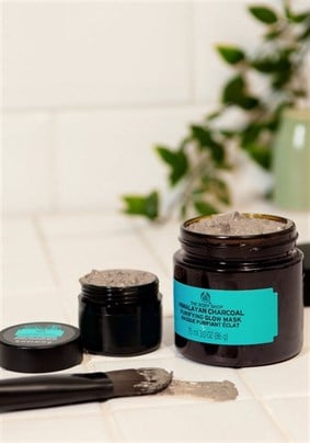 Himalayan Charcoal - Toksinlerden Arındırıcı Işıltı Veren Maske