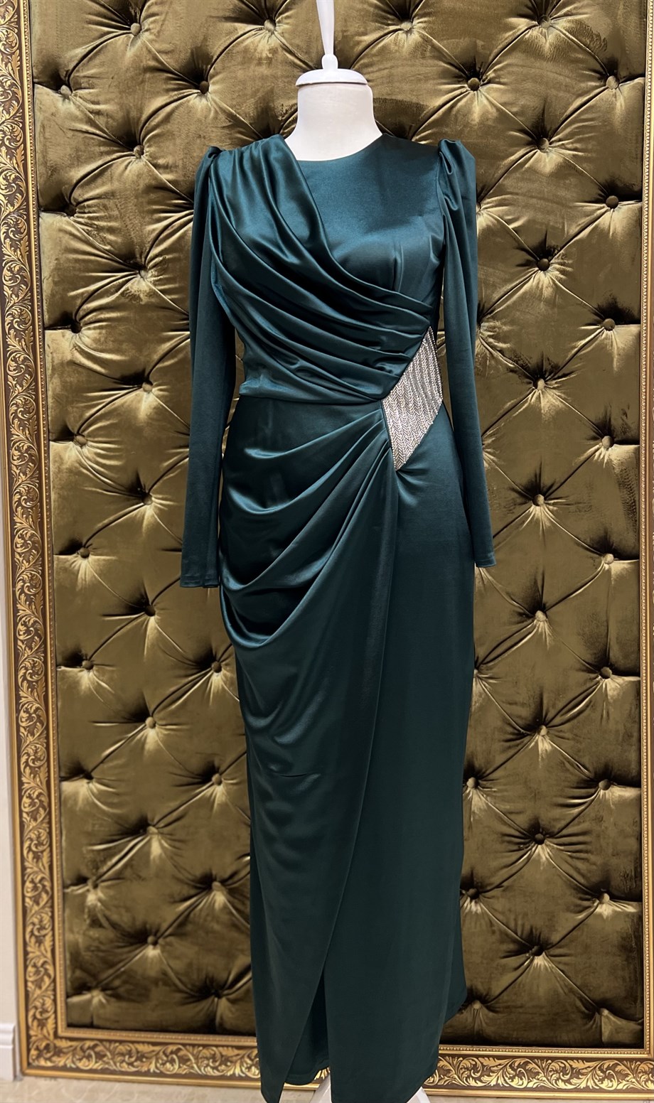 HENNİN ABİYE ZÜMRÜT 