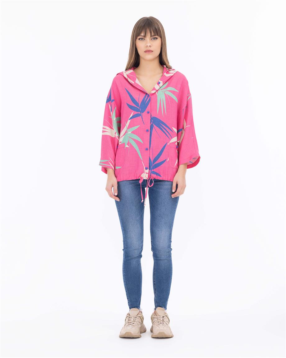 Tropik Desenli Kapüşon Yaka Gömlek