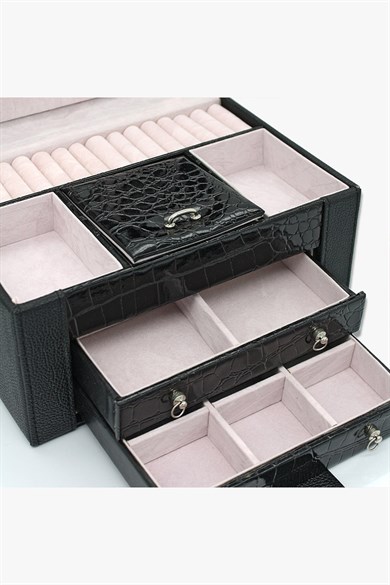 Kemerli Deri Desenli Takı Çantası