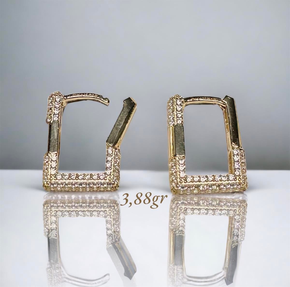 14 Ayar Taşlı Kare Model Tasarım Altın Küpe 