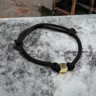 14 Ayar Altın Küp Model Siyah İpli Unisex Bileklik
