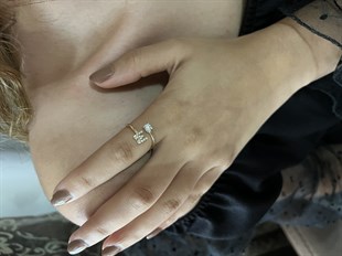 M Harfli Taşlı Altın Yüzük