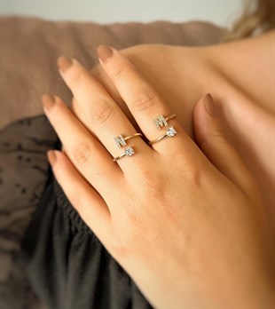 N Harfli Taşlı Altın Yüzük