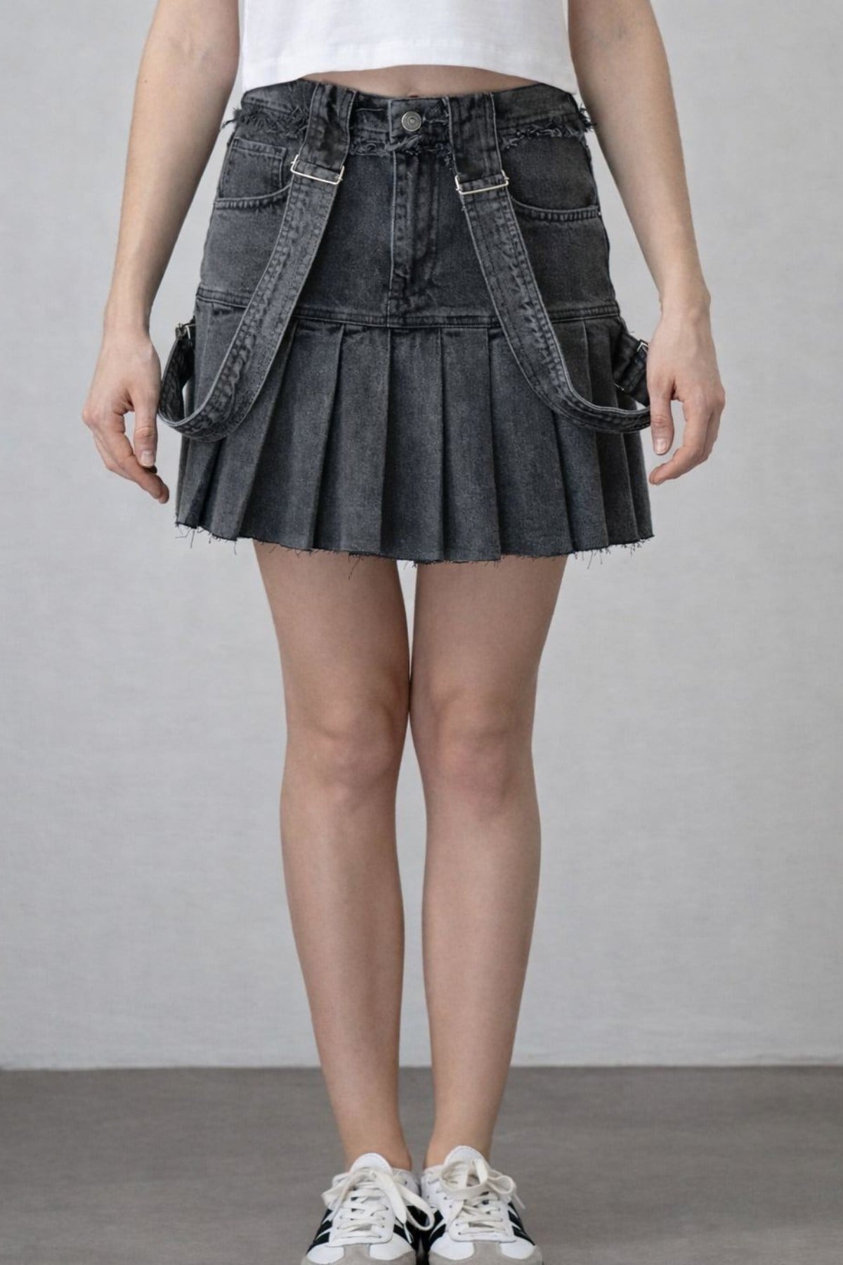 Loco Loco Kız Çocuk 8-15 Yaş Askılı Piliseli Denim  Etek Gri