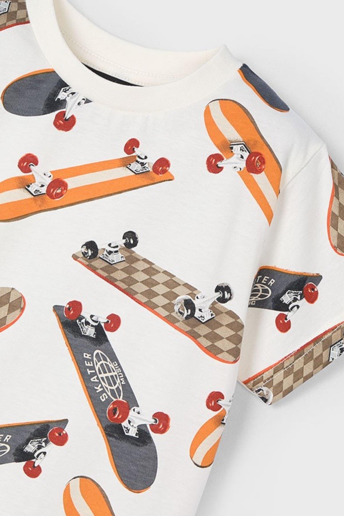 Mayoral Erkek Çocuk 3-9 Yaş Kaykay Desenli T-shirt 3038 Ekru