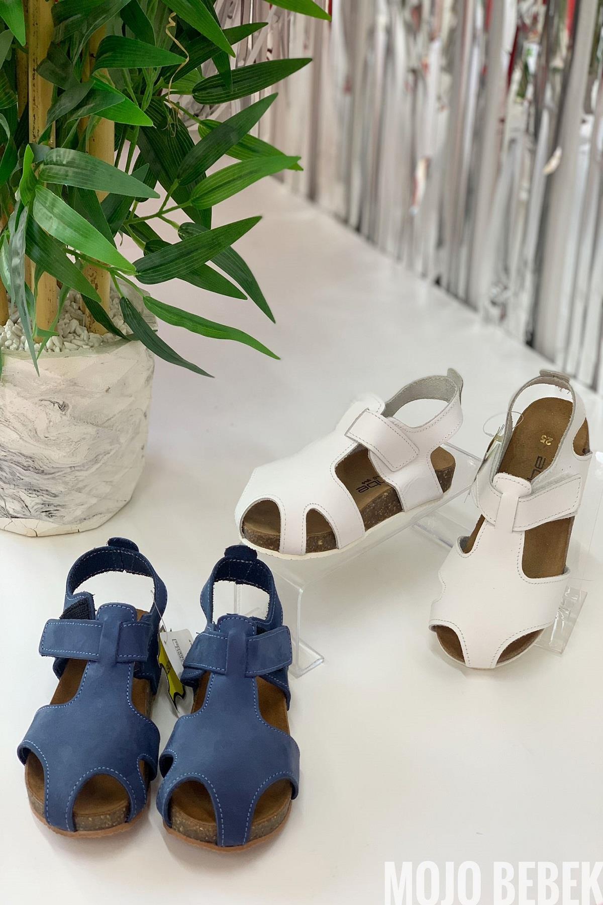 Mojo Unisex Çocuk Anatomik Mantar Taban Deri Sandalet Beyaz