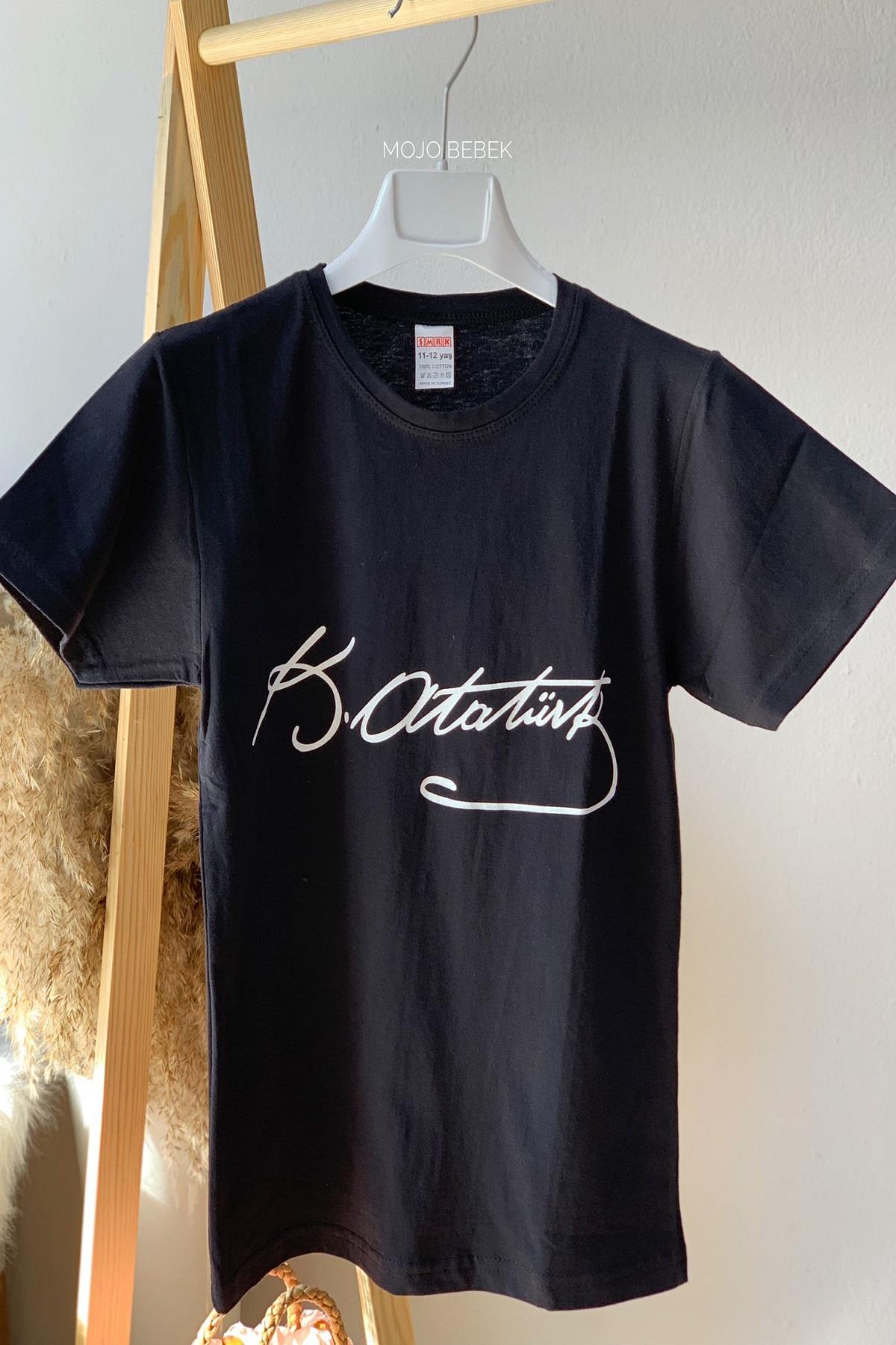 Mojo Unisex Garson Çocuk Atatürk İmza Baskılı Kısa Kol T-shirt 2699 Siyah