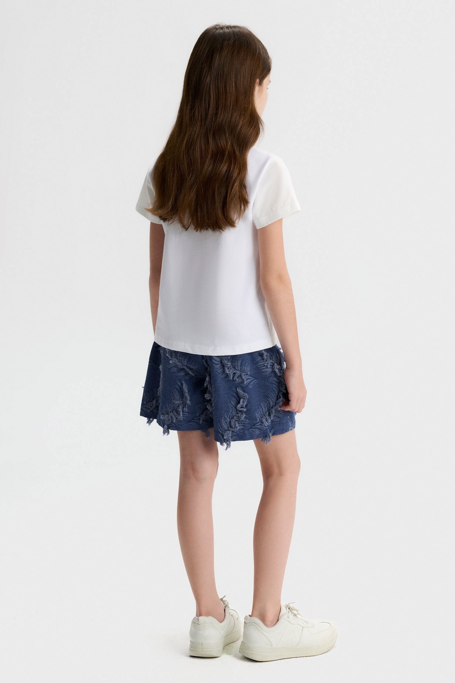 Nk Kids Kız Çocuk 8-14 Yaş Palmiye Nakışlı Kısa Kol T-shirt Beyaz