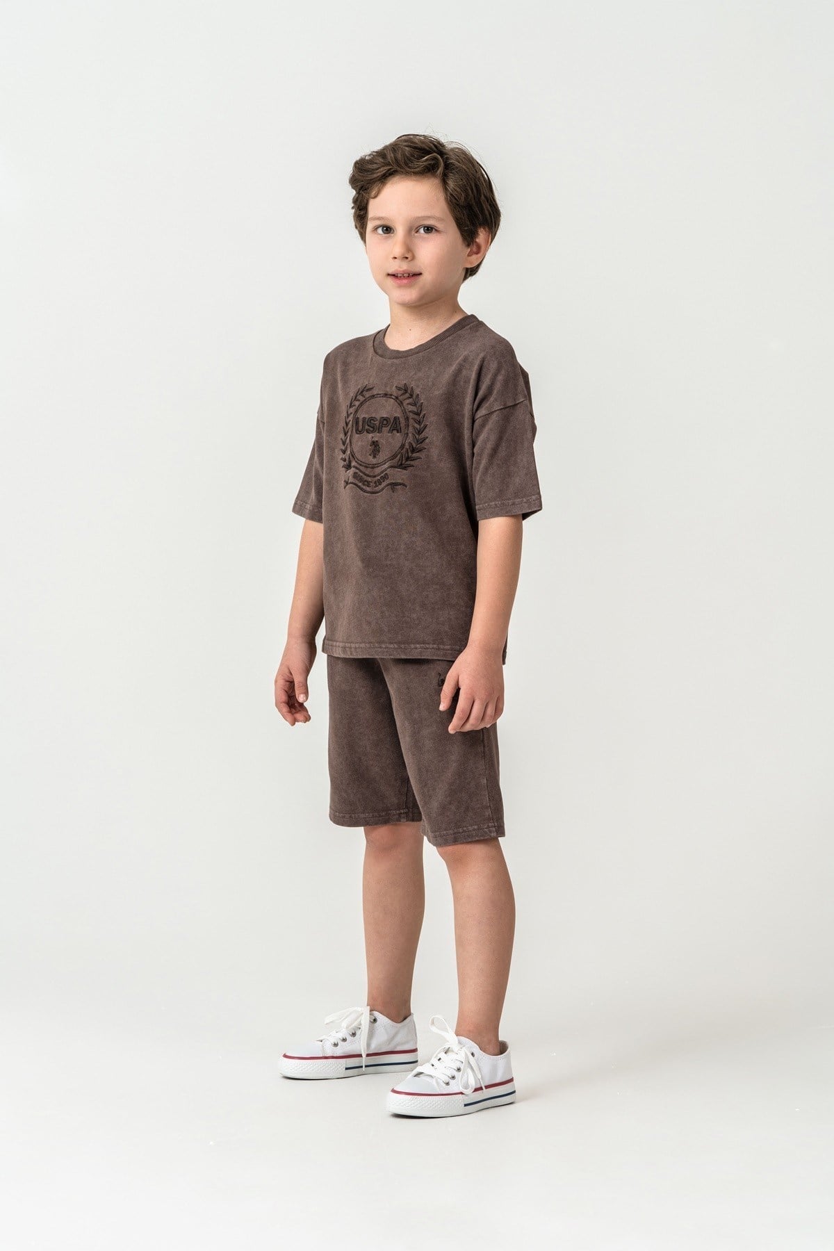 U.S. Polo Erkek Çocuk 4-15 Yaş Yıkamalı Şortlu Takım Çikolata