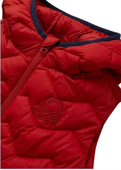 Benetton Erkek Bebek 1-6 Yaş Logo İşlemeli Kapüşonlu Yelek Kırmızı