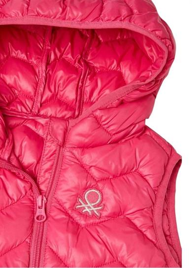 Benetton Kız Bebek 1-6 Yaş Simli Logo Detaylı Kapüşonlu Yelek Fuşya