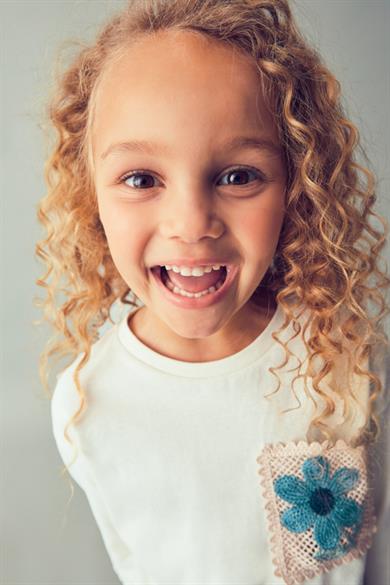 Mayoral Kız Çocuk 4-9 Yaş Fisto İşlemeli Uzun Kol T-shirt Krem