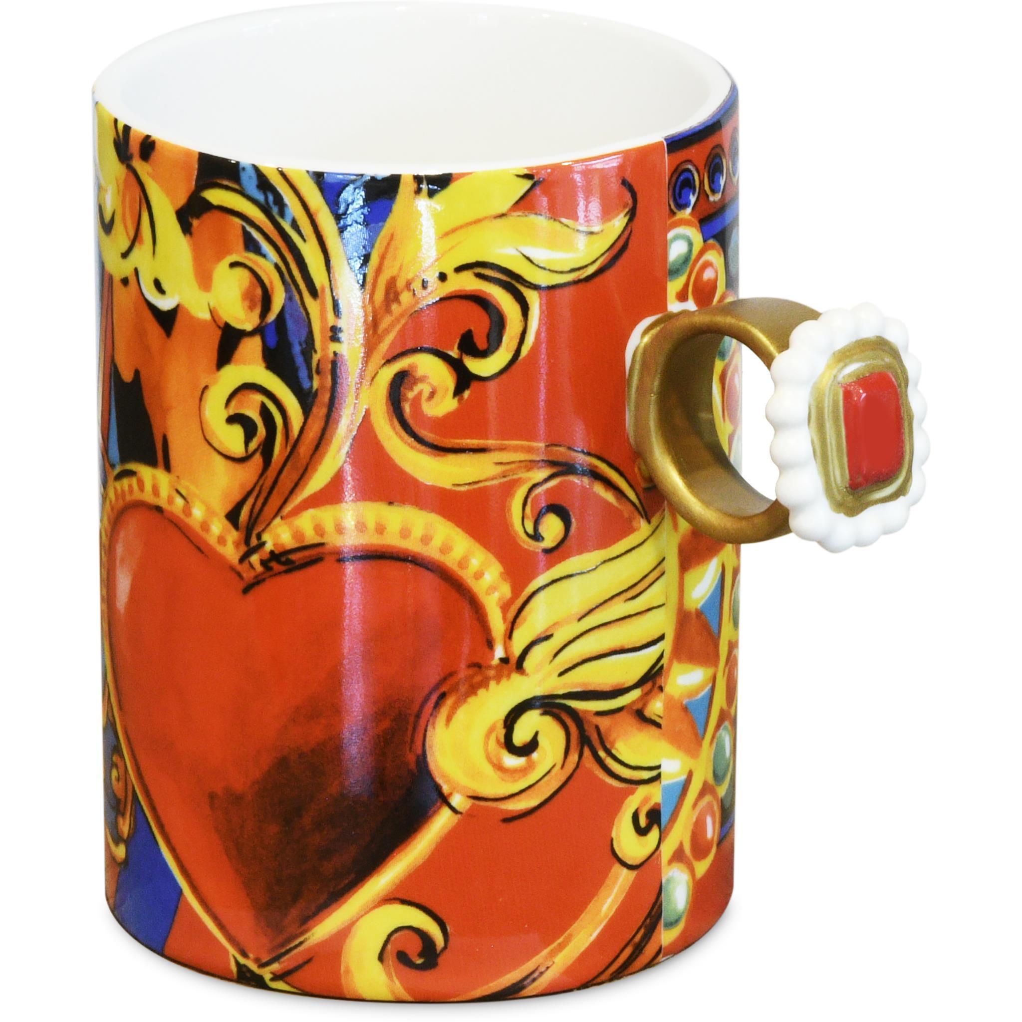 Design of LuxuryBACI MİLANOMUG.GIO04Gio Kalpli Kupa, Kırmızı, H 10 CM | designofluxury.com.tr Gio Kalpli Kupa, Kırmızı, H 10 CM