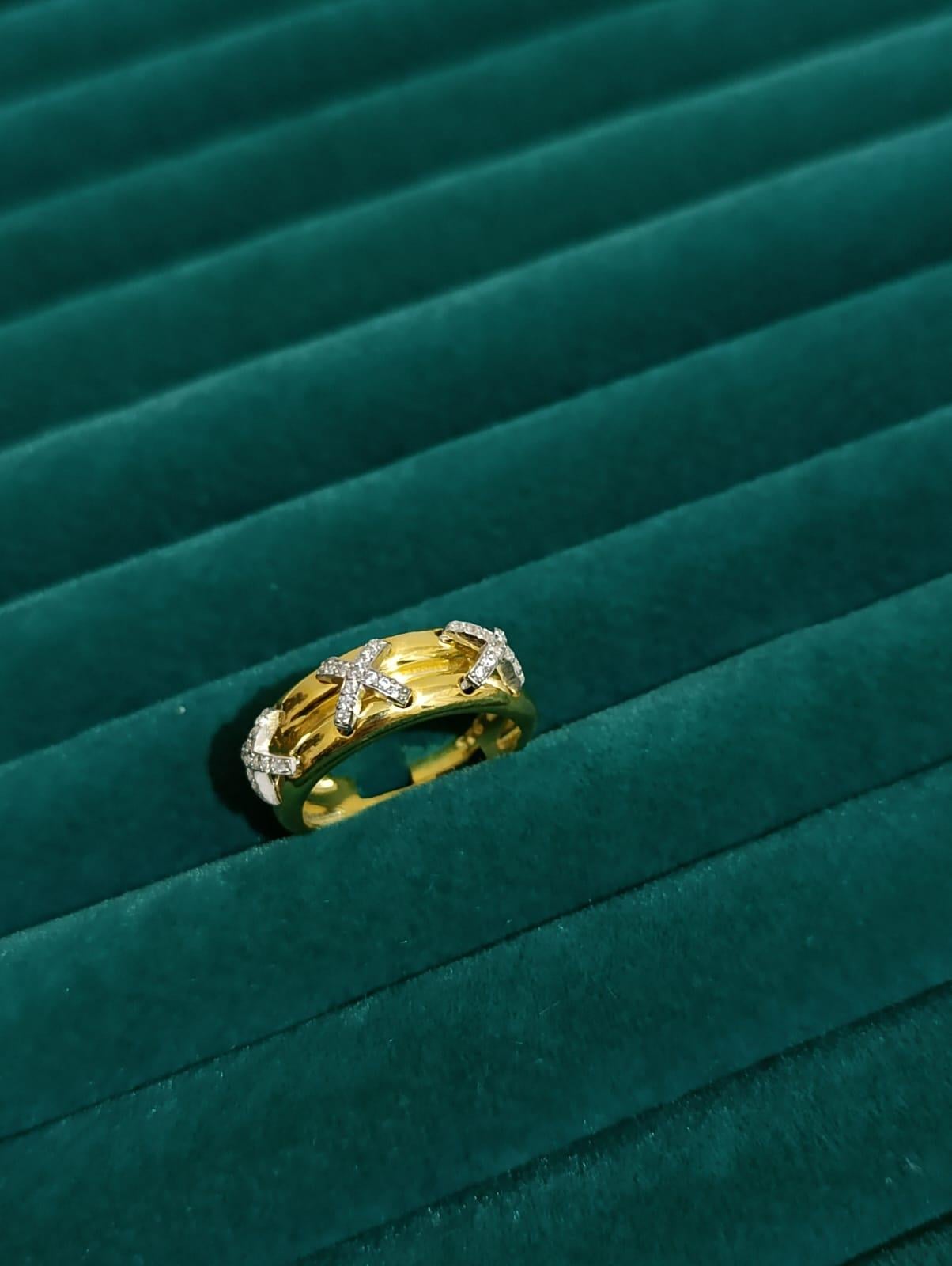 Taşlı X Figür Yüzük - 925 Ayar Gümüş 