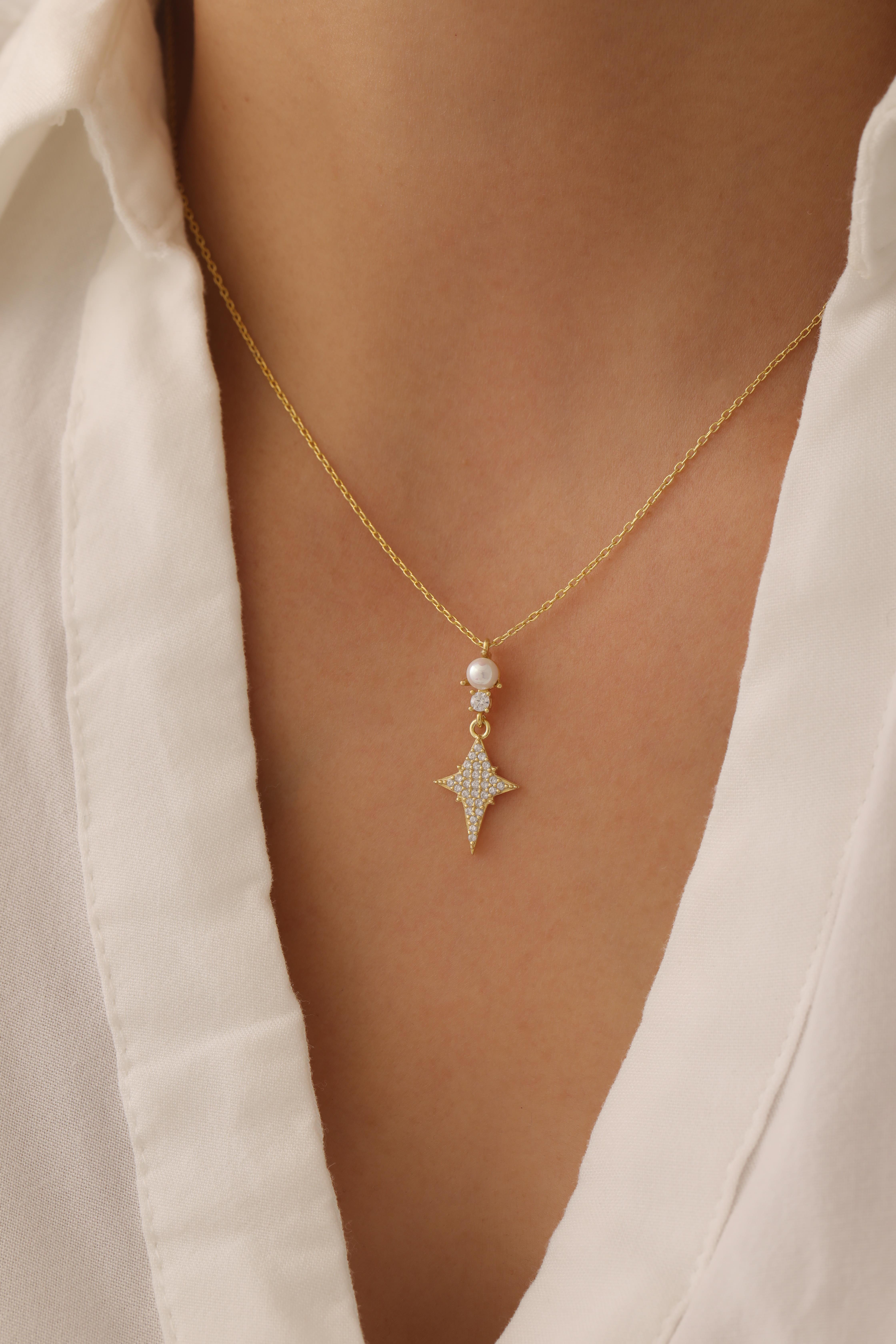 İnci Detaylı Taşlı Kutup Yıldızı Kolye - 925 Ayar Gümüş 