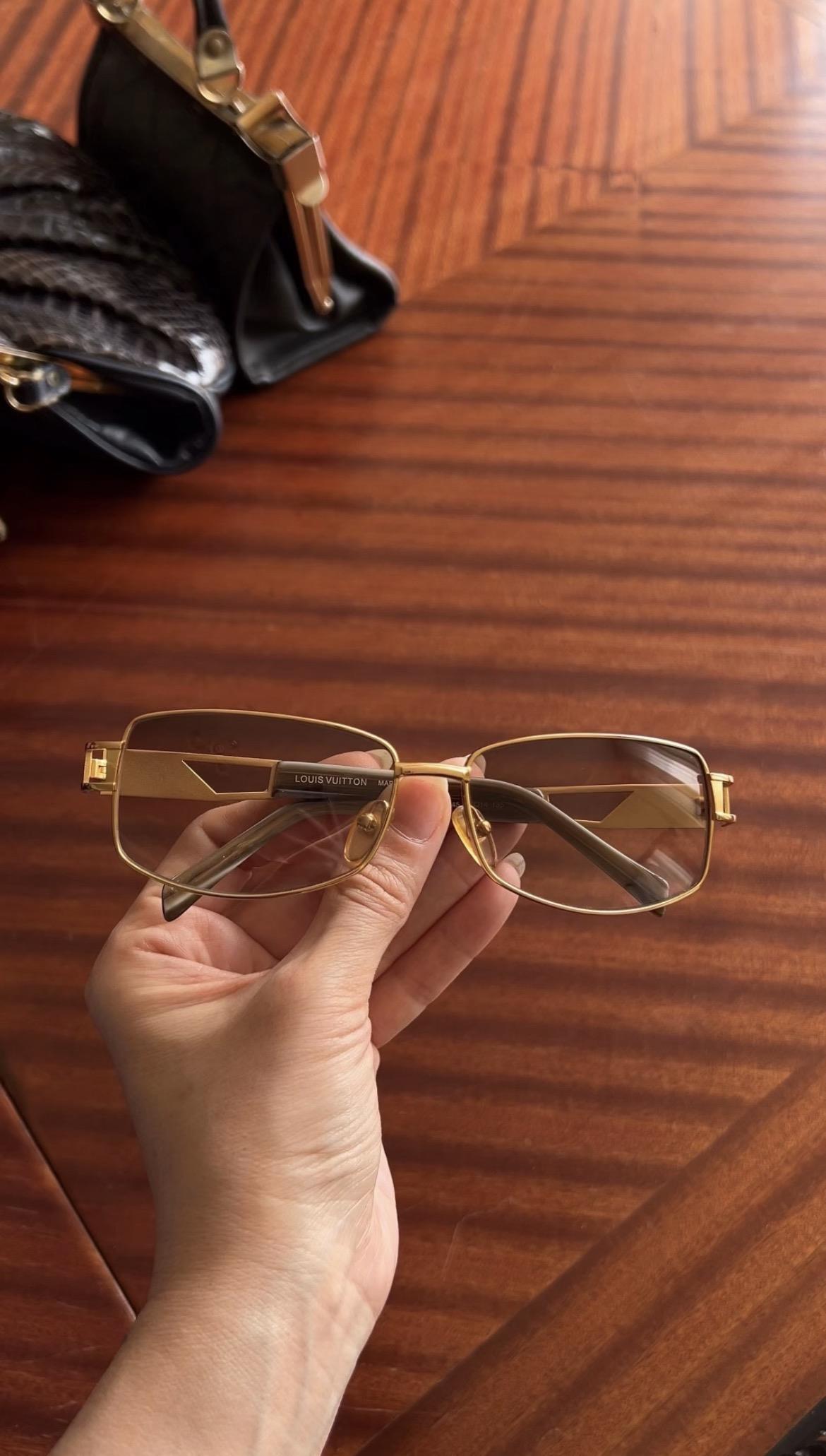 1990s Gold Çerçeve Titanyum 18k Altın Kaplama Koleksiyonluk Gözlük