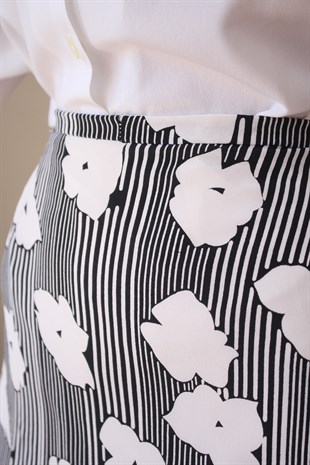 Mothu Vintage Beyaz Baskılı Striped Etek