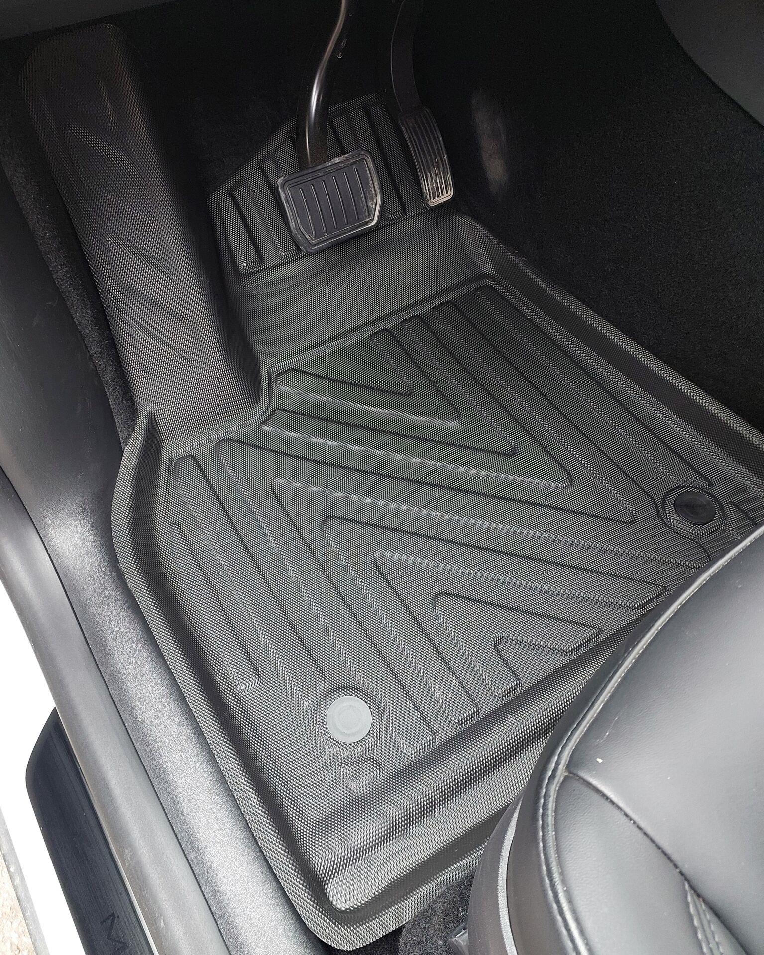Tesla Model Y 2019 ve Sonrası Premium Havuzlu Oto Paspas