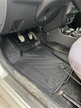 Dacia Duster 4x2 2009-2017 Premium Havuzlu Oto Paspas