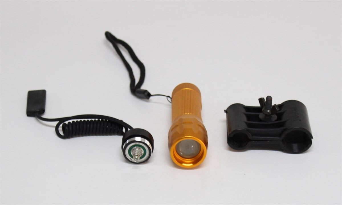 BALZA LEDLİ ZOOMLU TUFEĞE TAKMA APARATLI Q8400