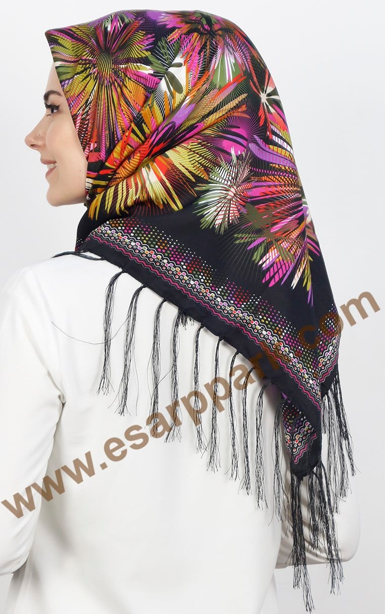 111-0012-10 PİRAMİT PÜSKÜLLÜ EŞARP