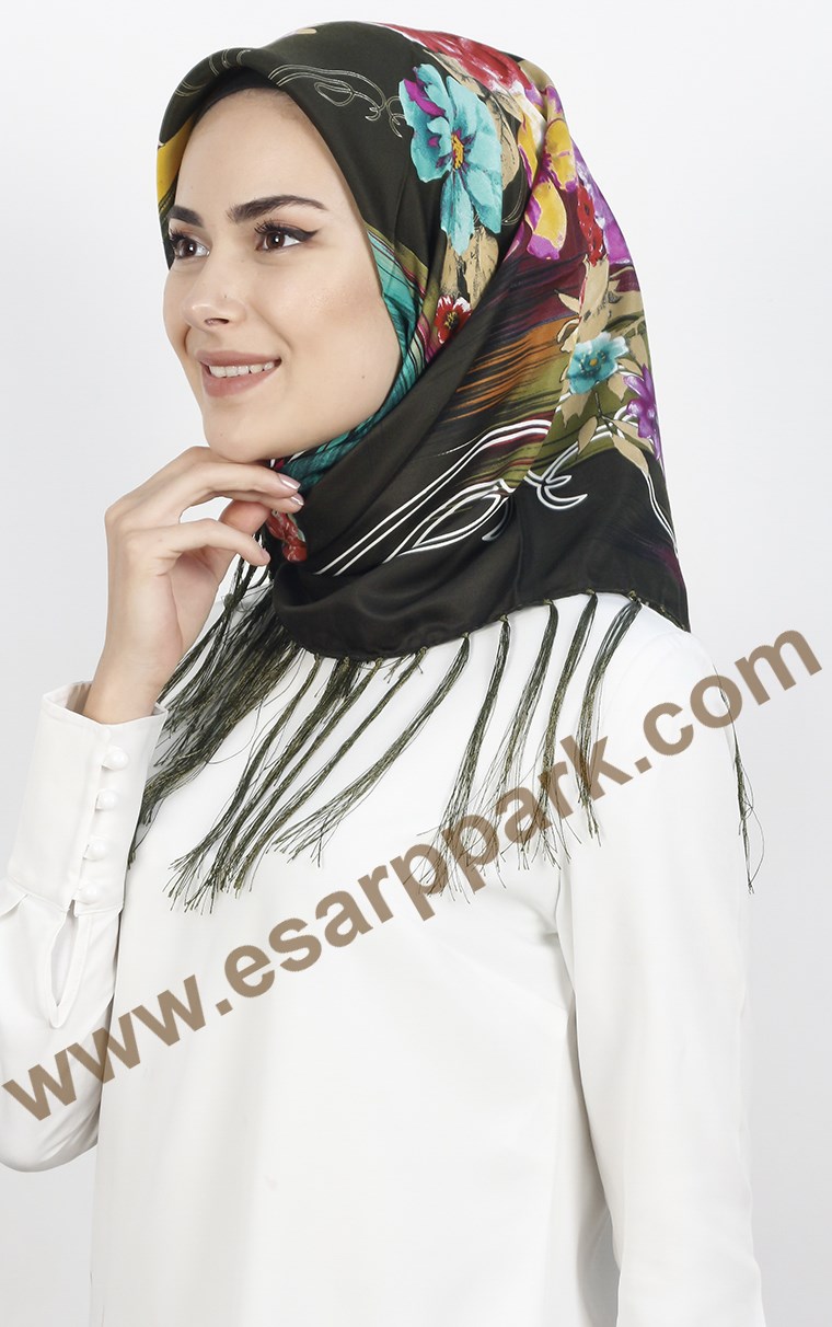 111-0013-16 PİRAMİT PÜSKÜLLÜ EŞARP