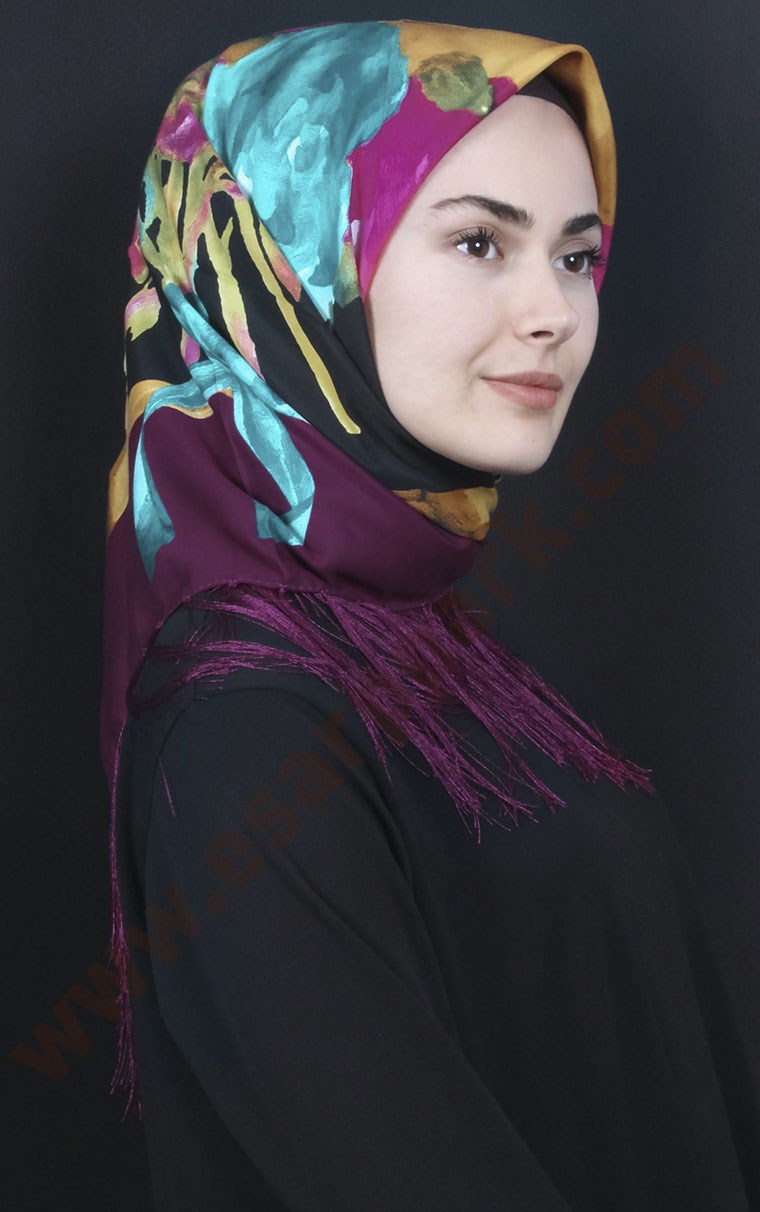 111-0013-21 PİRAMİT PÜSKÜLLÜ EŞARP