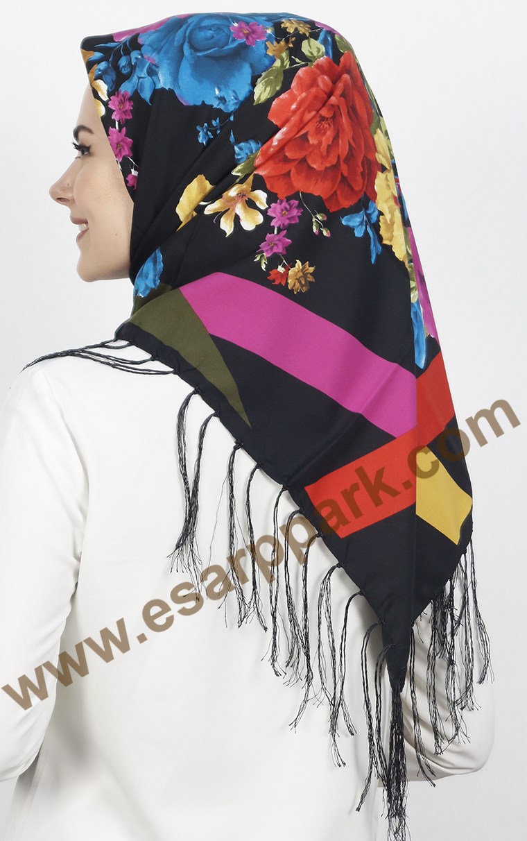 111-0013-35  PİRAMİT PÜSKÜLLÜ EŞARP