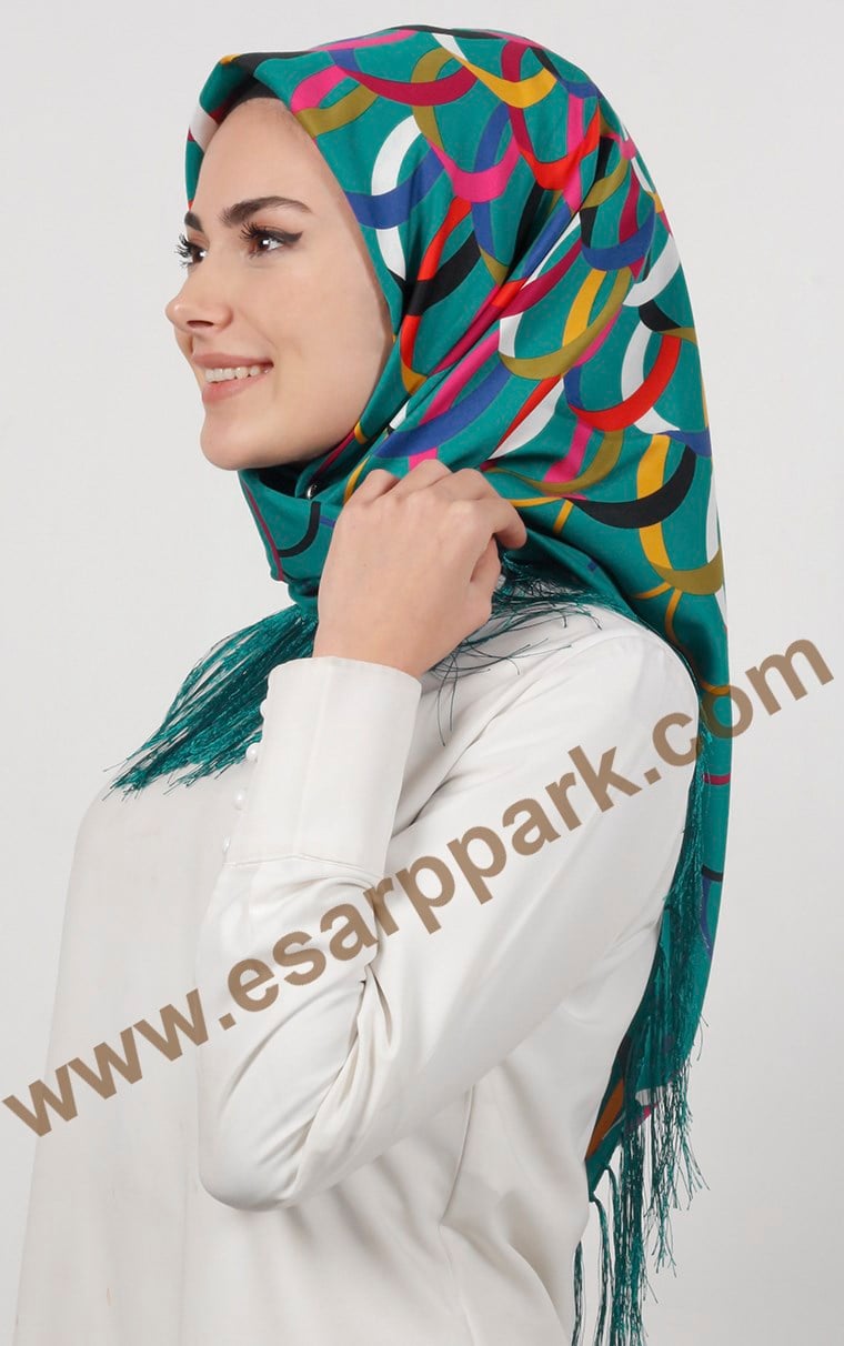 111-0021-05 PİRAMİT PÜSKÜLLÜ EŞARP