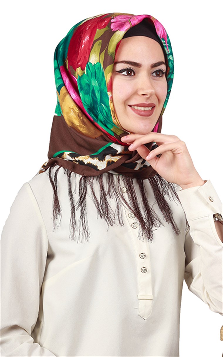 111-0017-04 PİRAMİT PÜSKÜLLÜ EŞARP