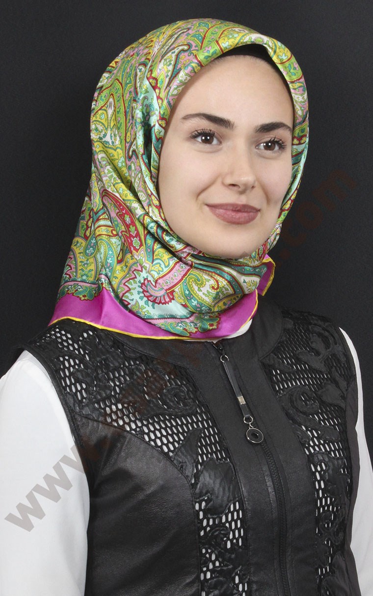 528-0001-16 %30 İPEK EŞARP