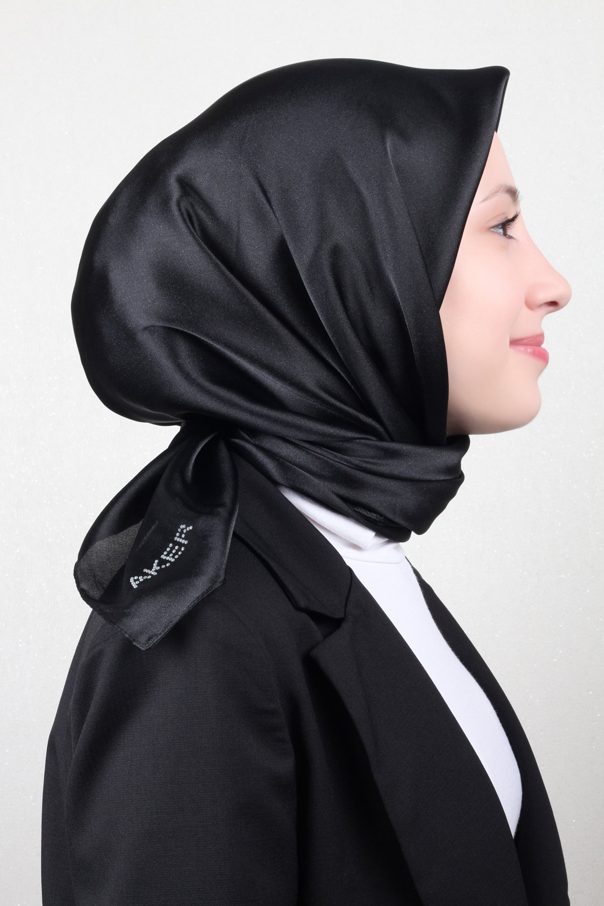 Aker Kristal Eşarp 1070900-911 Siyah