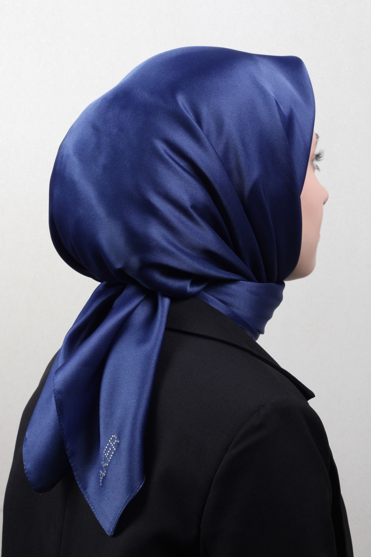 Aker Kristal Eşarp 1070900-922 Gece Mavisi