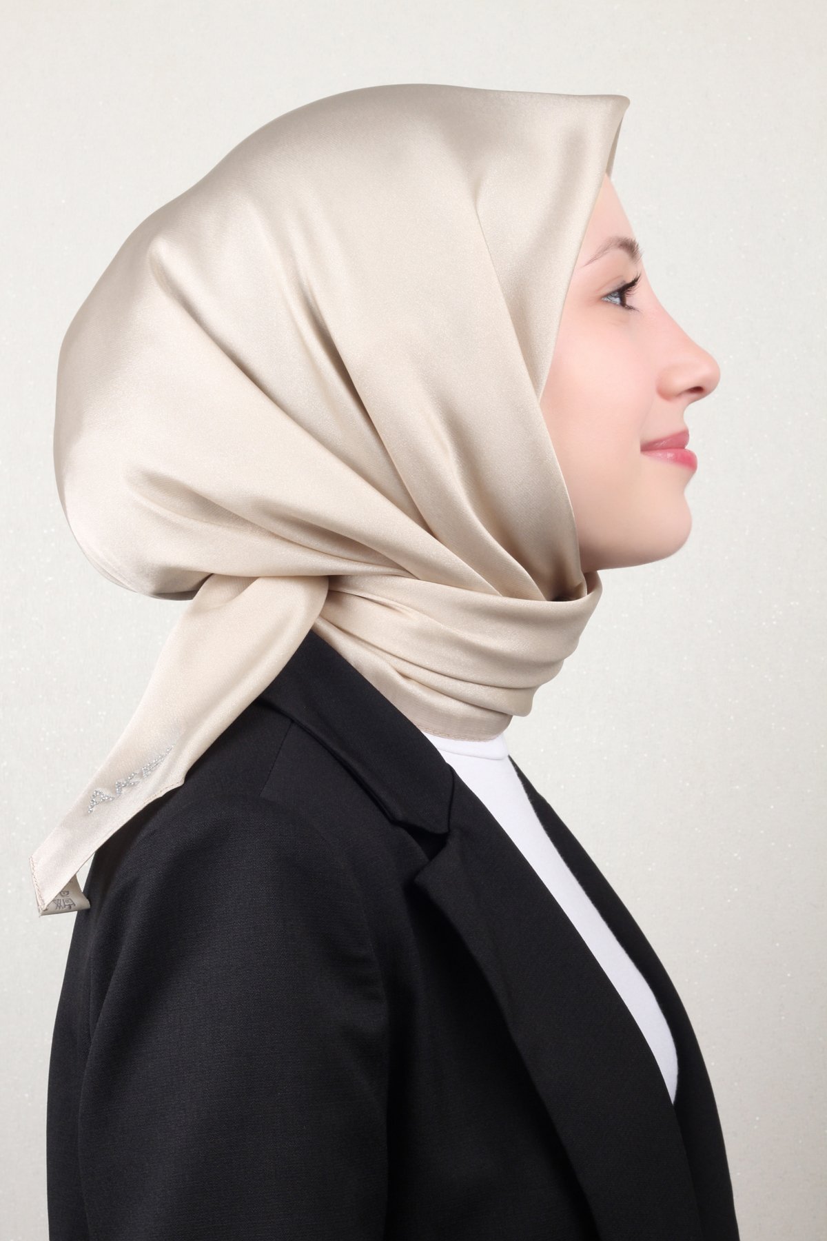 Aker Kristal Eşarp 1070900-933 Taş