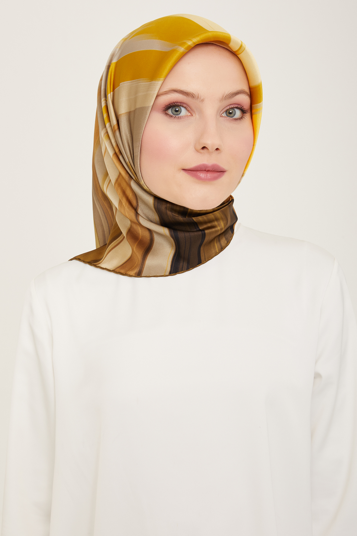 Armine 2024 Yaz 9131-52