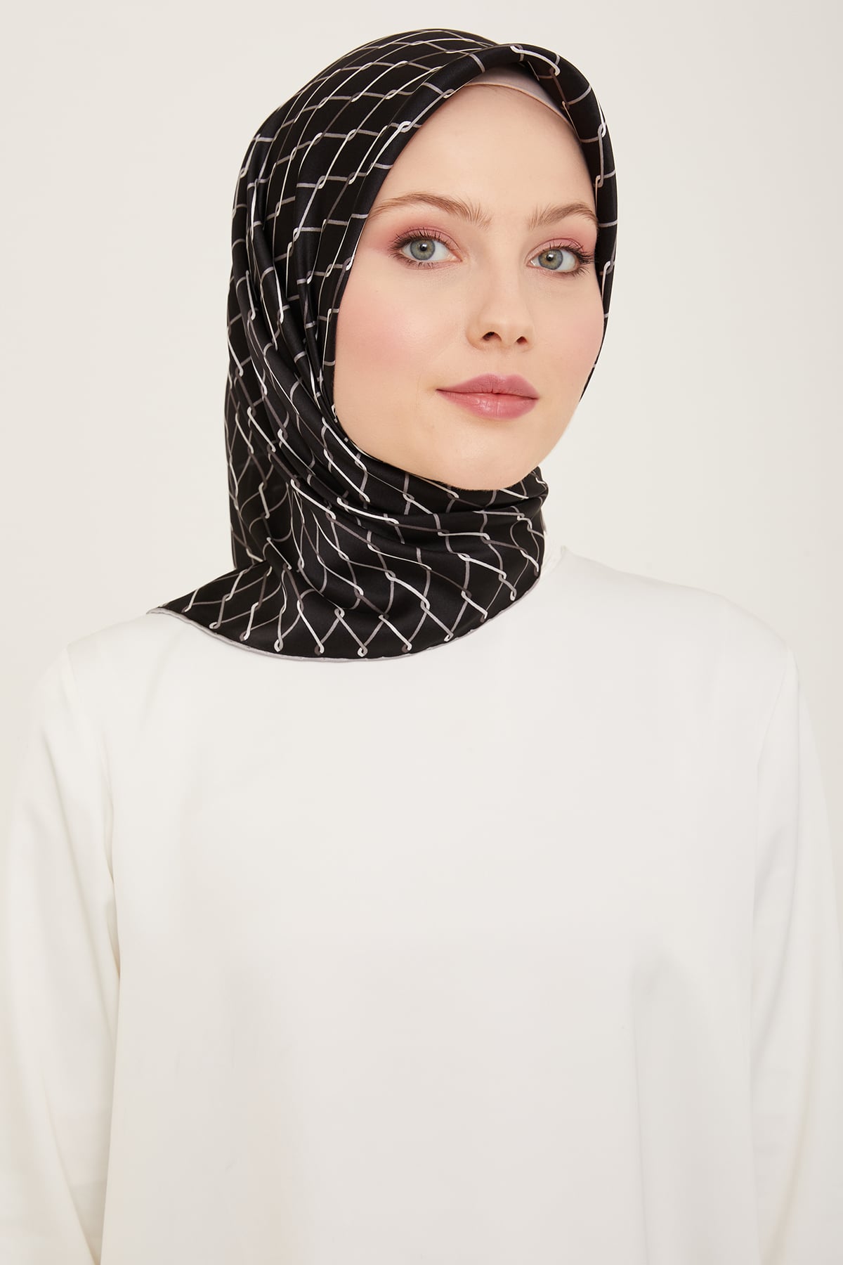 Armine 2024 Yaz 9152-37