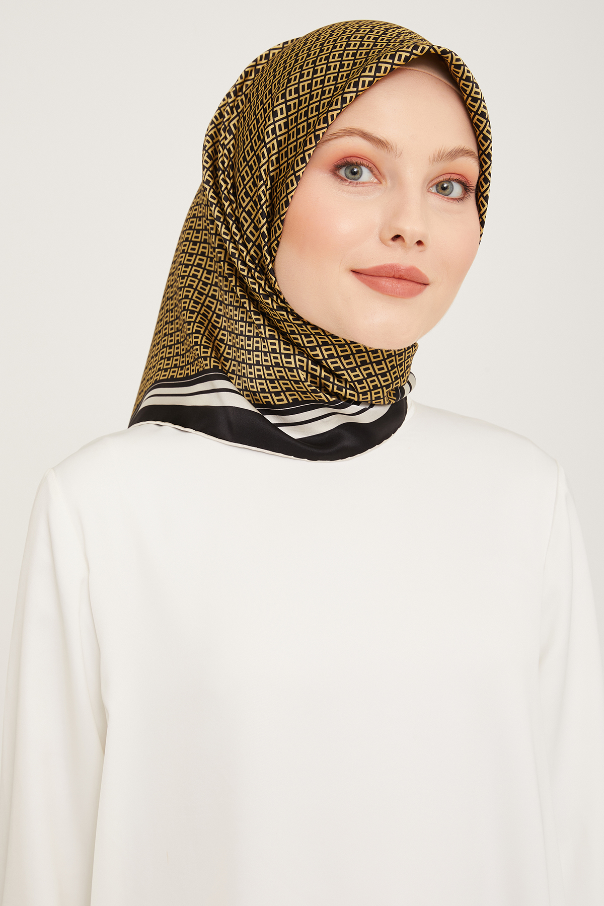 Armine 23-24 Kış 9026-01