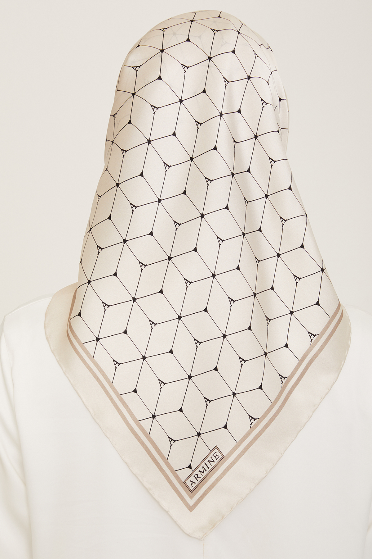 Armine 24 Yaz 9166-01