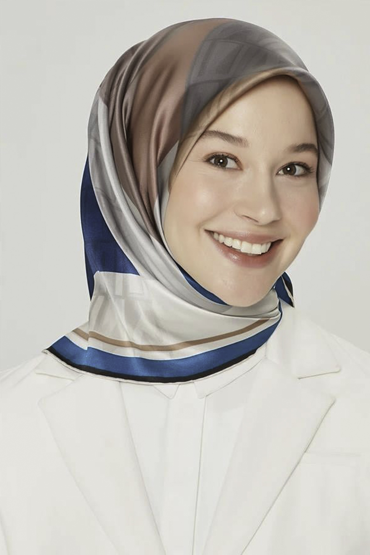 Armine Nostalji İpek Eşarp 8516-37