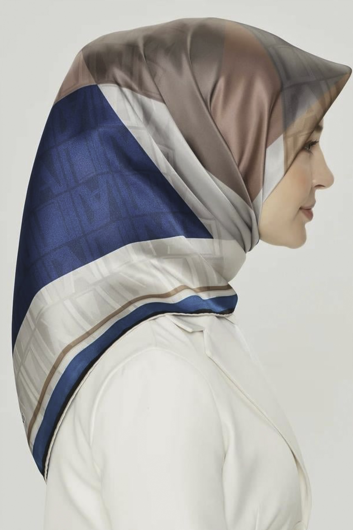 Armine Nostalji İpek Eşarp 8516-37