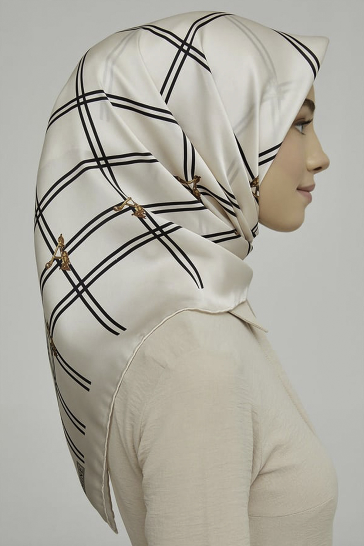 Armine Nostalji İpek Eşarp 8656-04