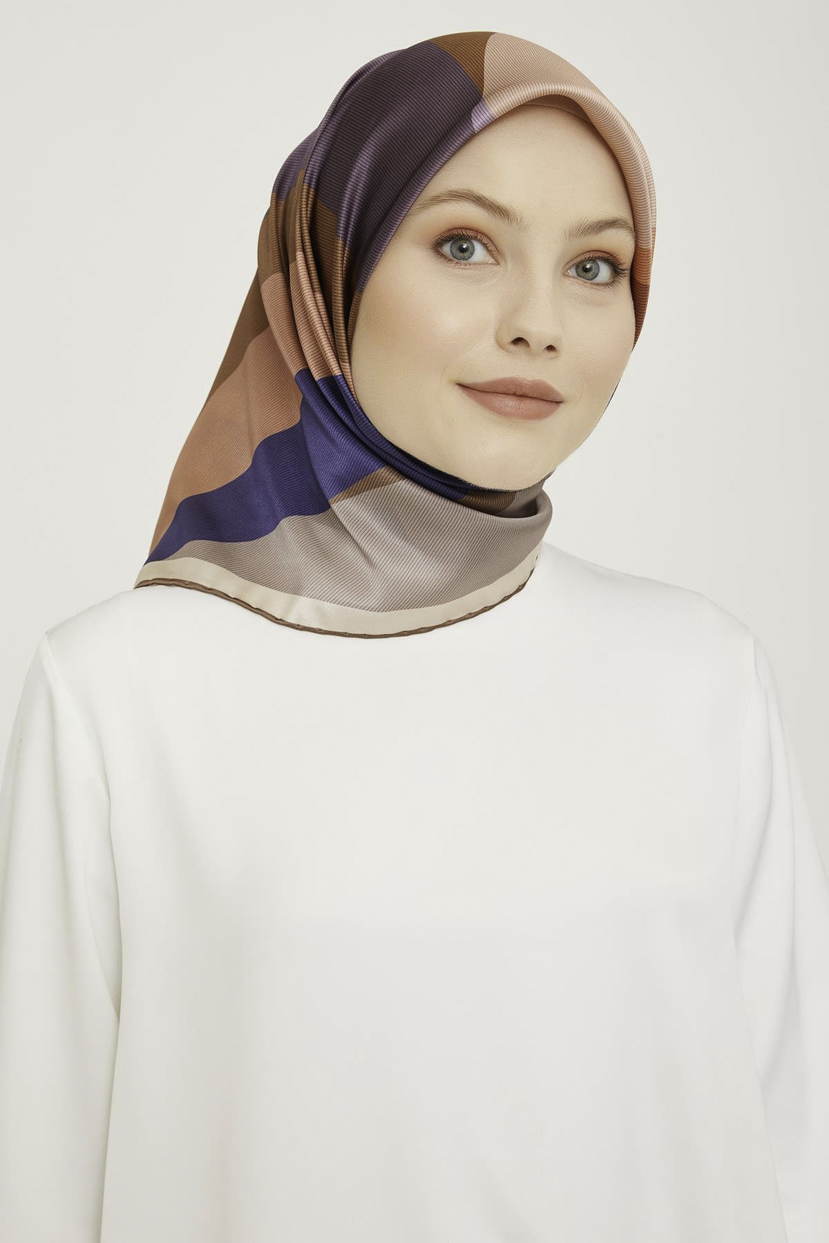 Armine Nostalji İpek Eşarp 9010-80