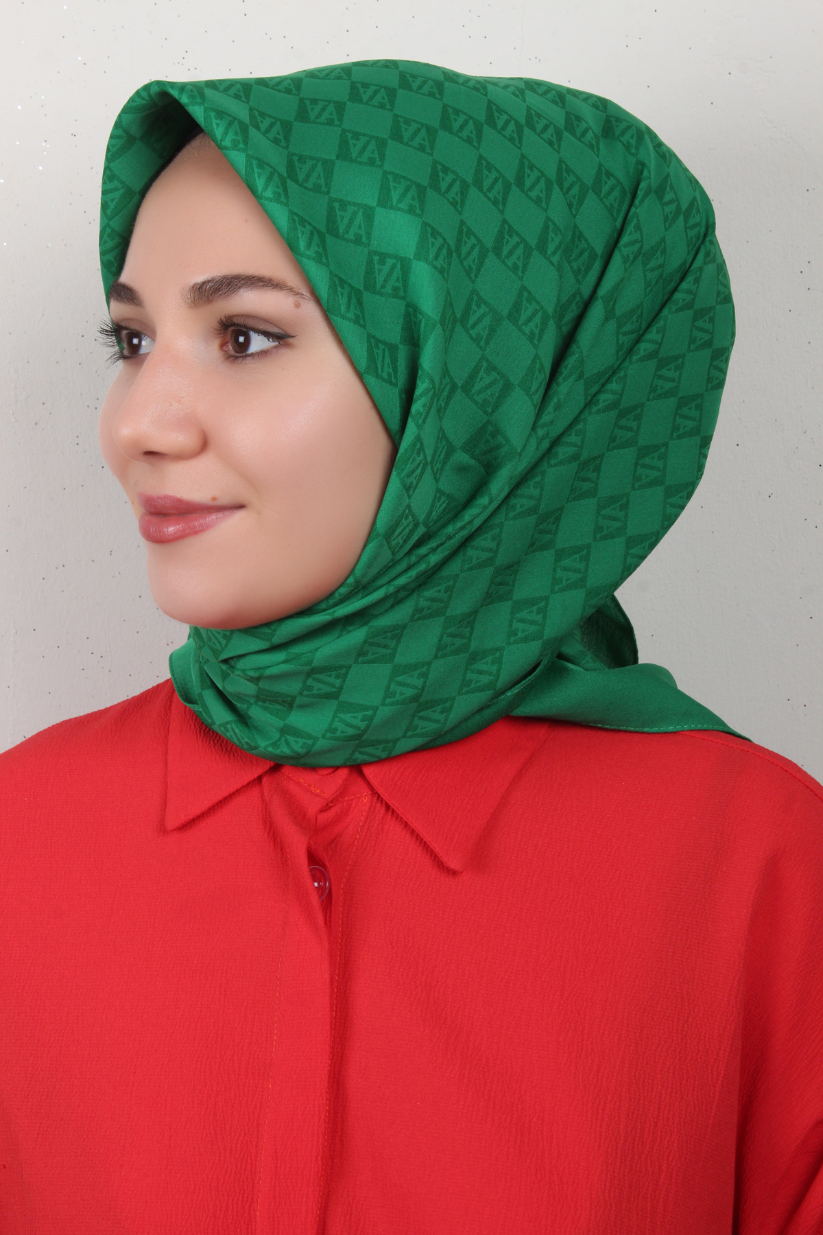 Armine Ultralight Eşarp 3102-7 Benetton