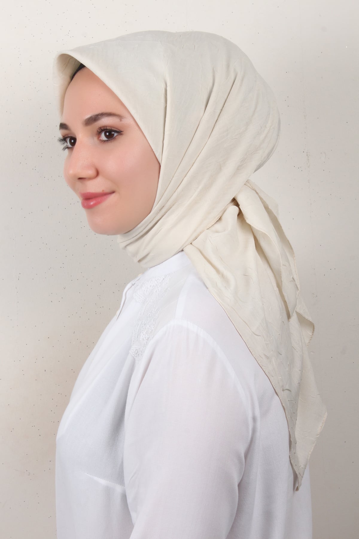 Bambu Kraşlı Eşarp 3081-60 Kemik