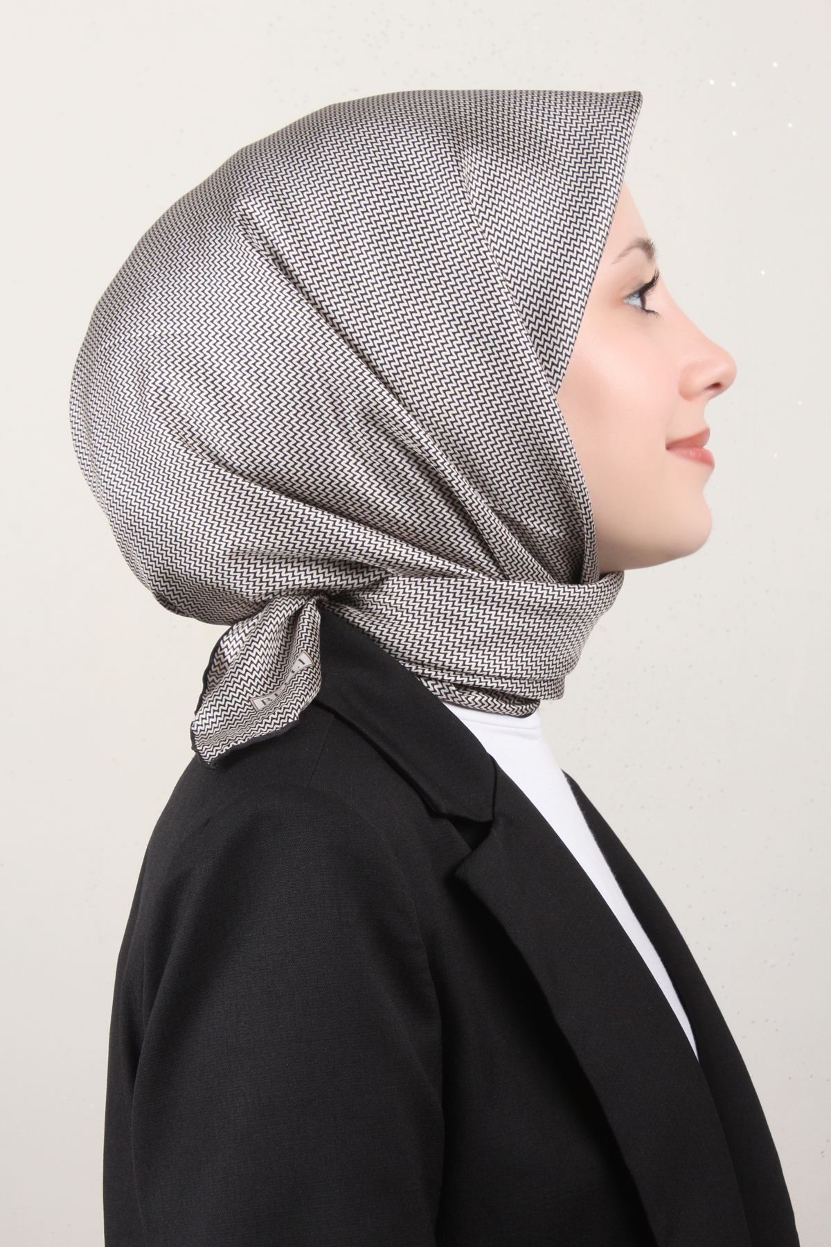 Belli Twil İpek Eşarp 4007-50 Siyah
