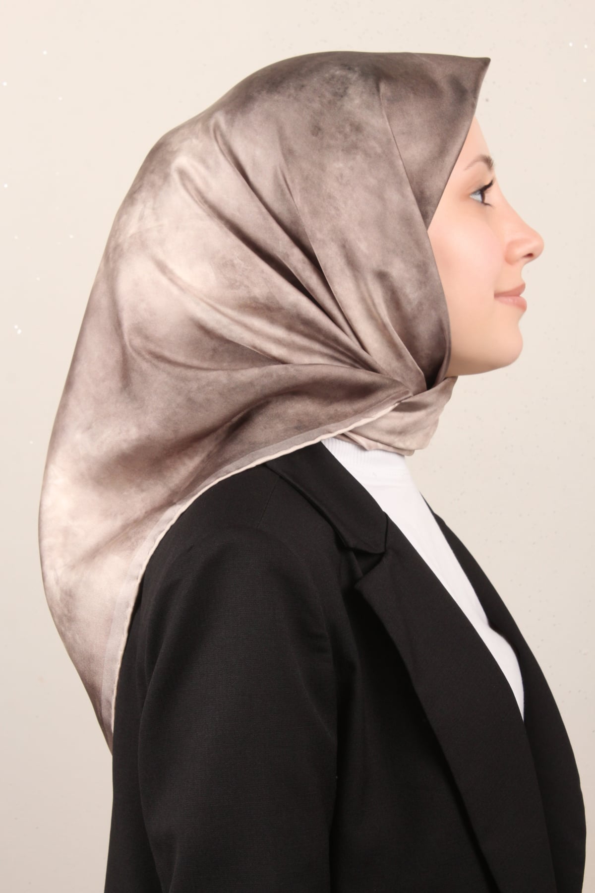 Belli Twil İpek Eşarp 4008-82 Sütlü Kahve
