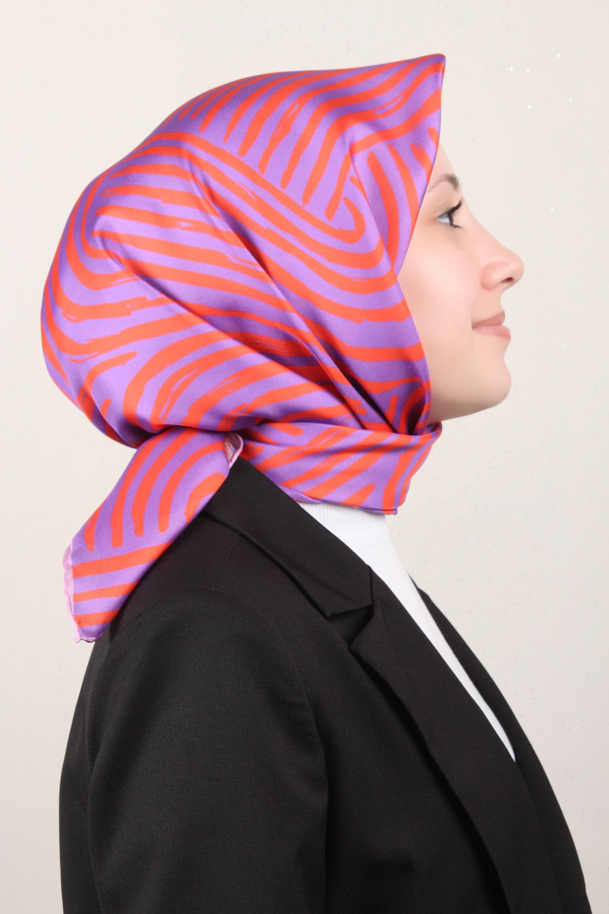 Belli Twil İpek Eşarp 4010-37 Nar Çiçeği