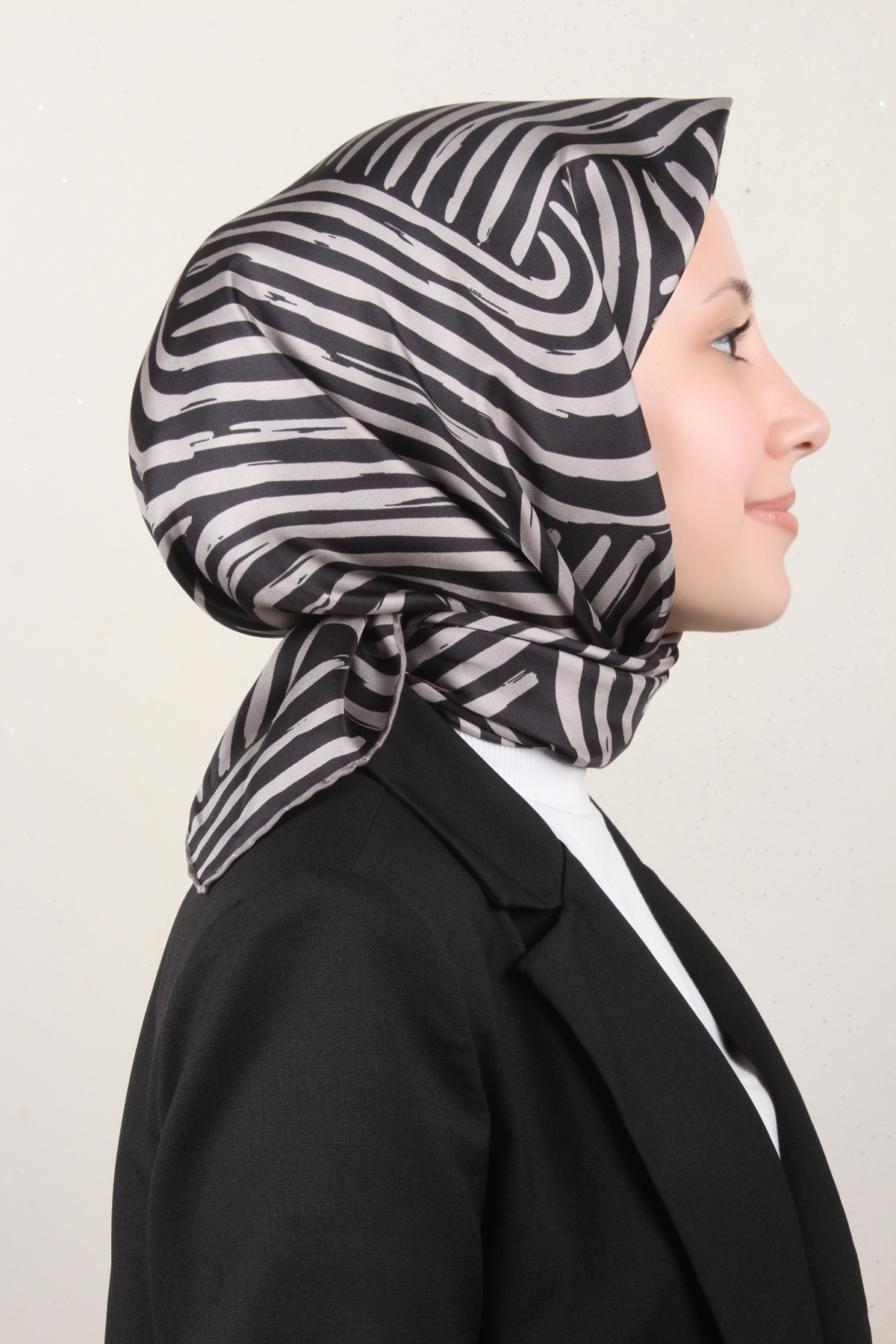 Belli Twil İpek Eşarp 4010-54 Siyah